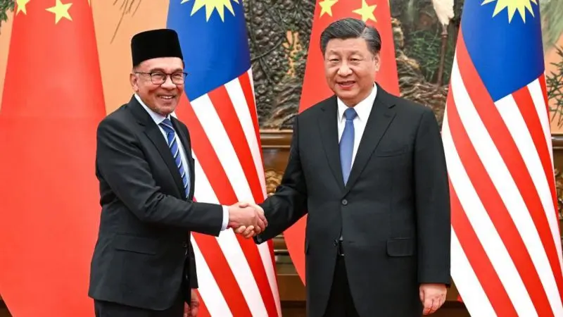 La Cina investirà 39 miliardi di dollari in Malesia.