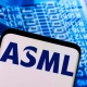 ASML supera le stime ma vede una certa cautela tra i produttori di chip