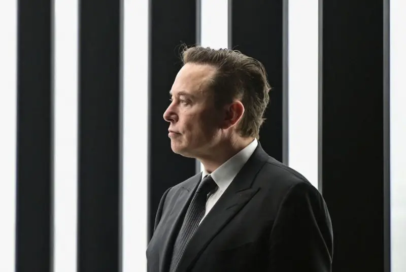 Elon Musk elogia il nuovo "CEO" di Twitter mentre l'azienda "si mantiene in pareggio"