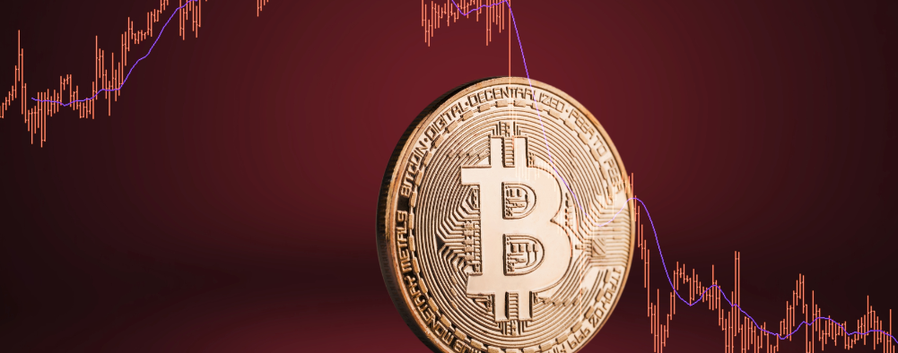 Il prezzo del Bitcoin è sull'orlo del precipizio, tutti gli occhi puntati su venerdì