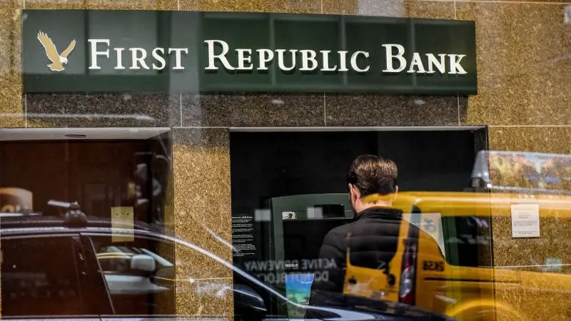 L'ente di regolamentazione degli Stati Uniti prenderà il controllo della First Republic Bank