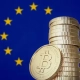 L'Unione Europea ha ufficialmente promulgato una nuova legislazione sulla licenza delle criptovalute e il riciclaggio di denaro