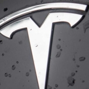 Tesla subirà una significativa diminuzione della sua quota di mercato entro il 2026