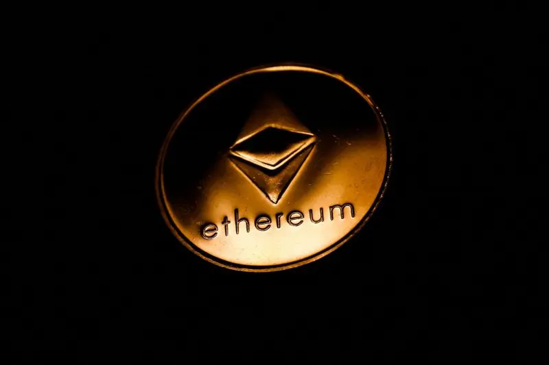 Ethereum sta diventando deflazionistico, ma il prezzo rimane stagnante