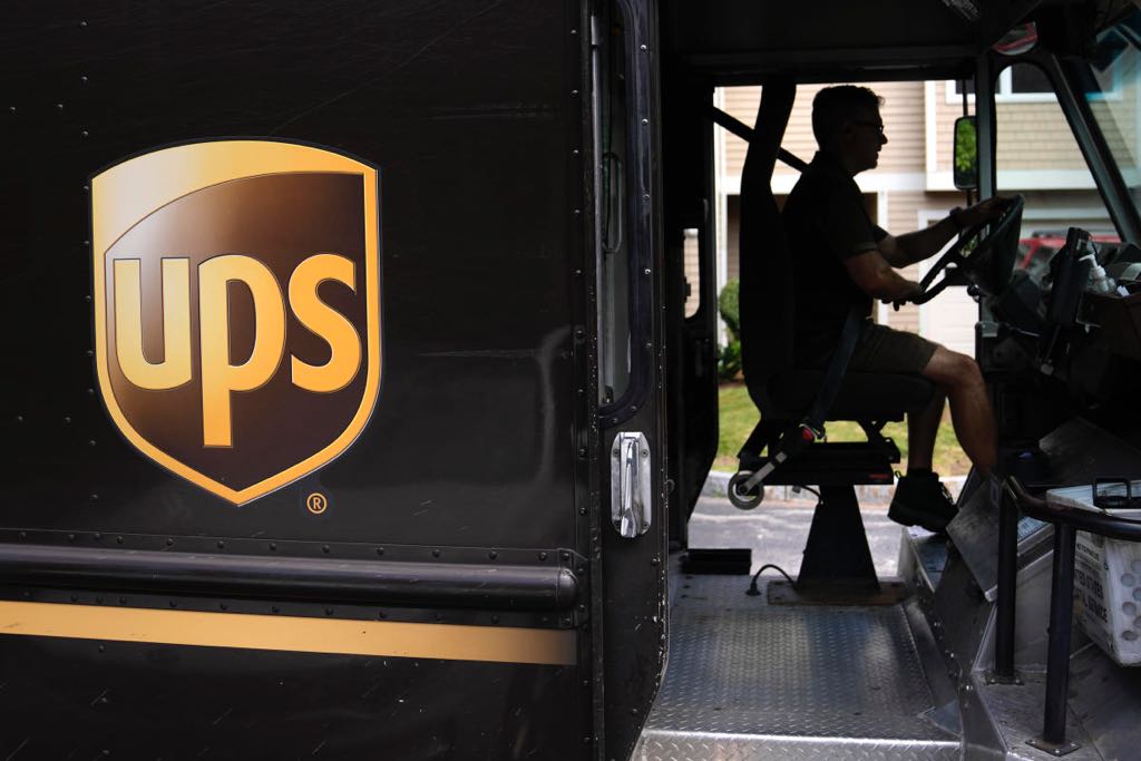 I lavoratori di base di UPS dicono "sì" al nuovo accordo sindacale