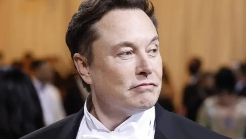 Musk dichiara che X (Twitter) rimuoverà il pulsante "Mi piace" e "Retweet"