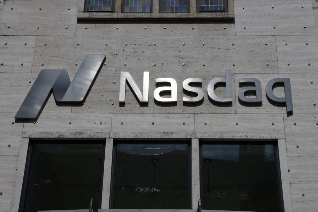 Il Nasdaq è entrato in una correzione: cosa dovrebbero considerare gli investitori