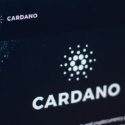 Cardano cresce e si inserisce tra le più grandi reti criptovalutarie