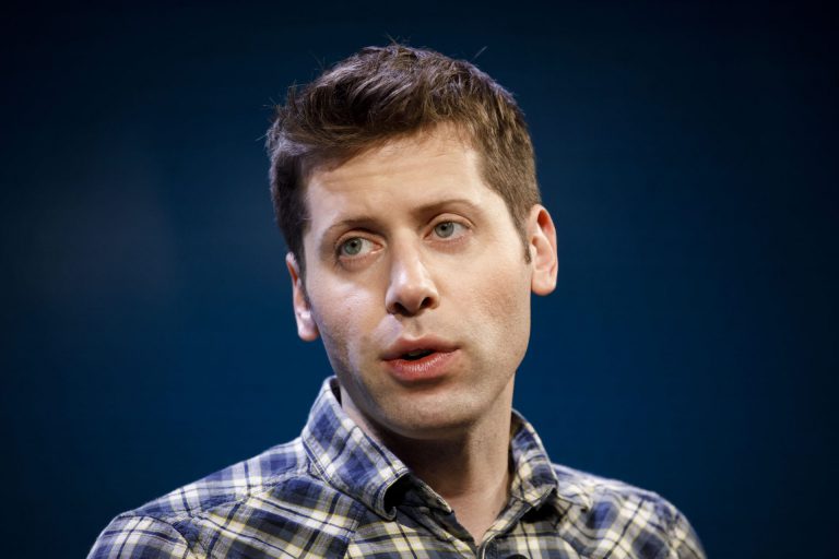 Sam Altman ritorna in OpenAI come CEO