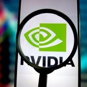 I guadagni di Nvidia superano di nuovo le stime di Wall Street, ma l'azienda ridimensiona le prospettive per la Cina