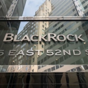 I Bitcoin ed Ethereum ETF devono essere approvati, afferma BlackRock