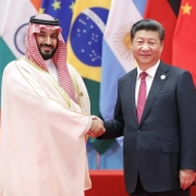 BRICS: Cina e Arabia Saudita Guidano la Fine Globale del Dollaro USA