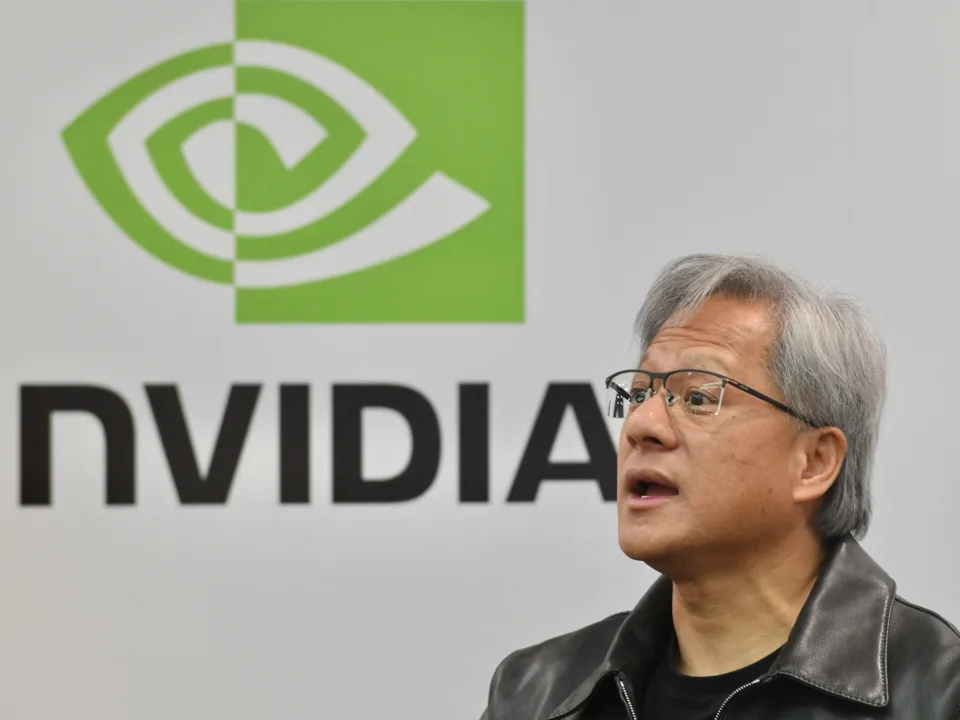 Una correzione immediata potrebbe colpire le azioni di Nvidia, con la loro ascesa meteorica che alimenta "paura e avidità", afferma la Bank of America