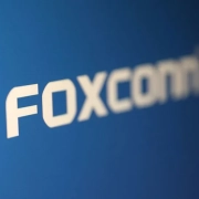 Il fornitore di Apple, Foxconn, si mostra ottimista per il 2024, citando una grande domanda per i server AI