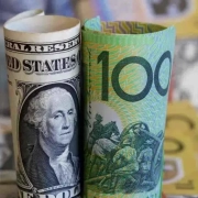 Valuta: Cosa sta accadendo con il dollaro statunitense e quello australiano?