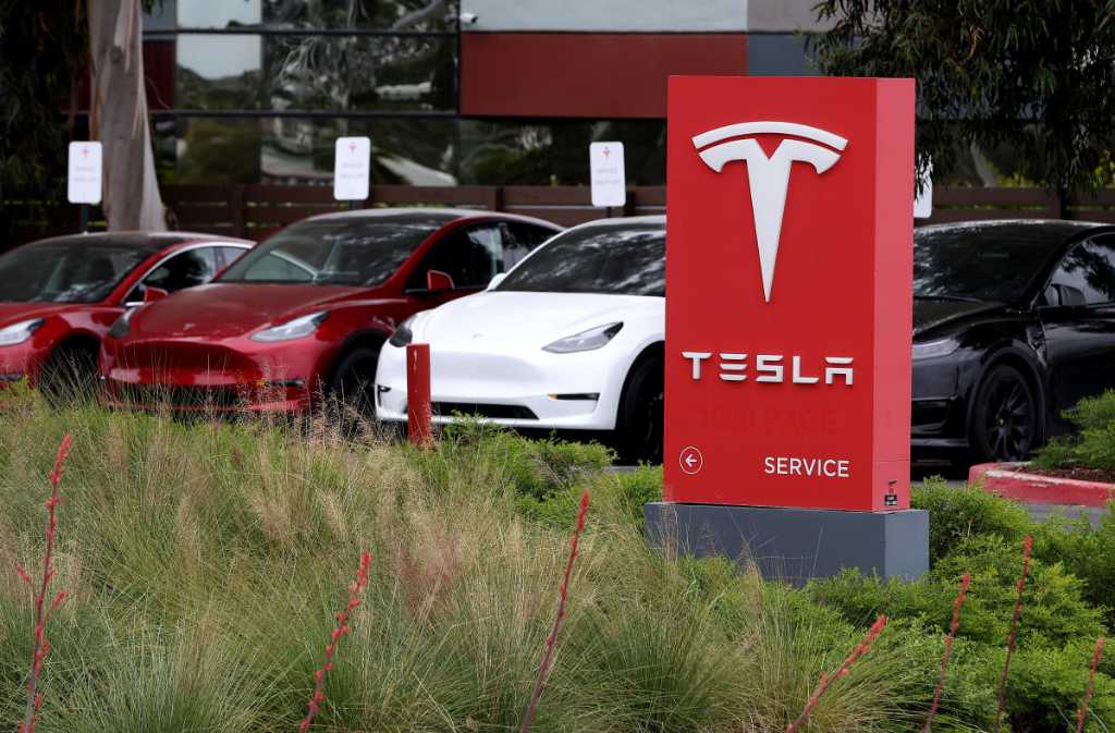 Il caos regna all'interno di Tesla mentre i lavoratori attendono la prossima ondata di tagli ai posti di lavoro