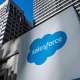 Salesforce crolla con la prima previsione di crescita delle vendite a cifra singola