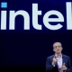 Il CEO di Intel propone tagli ai costi che includono lo spin-off di Altera e un ritiro dallo stabilimento in Germania, secondo una fonte